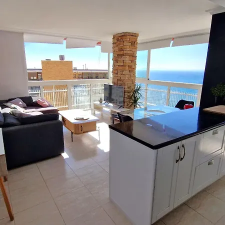 Vistas Al Mar. Gran Salon. Playa A 1 Minuto. Wifi Διαμέρισμα